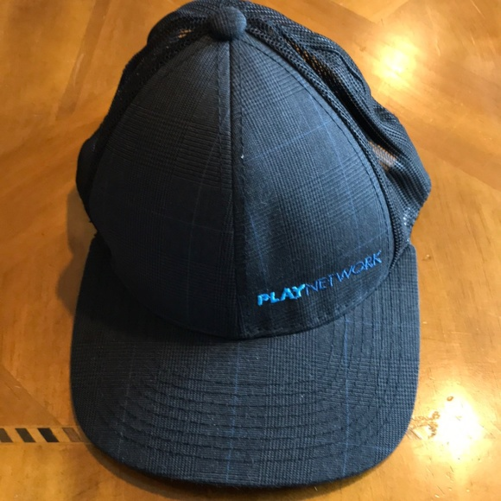 NWOT Cap‎